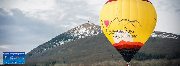 1 4 puy de dome vue du ciel d