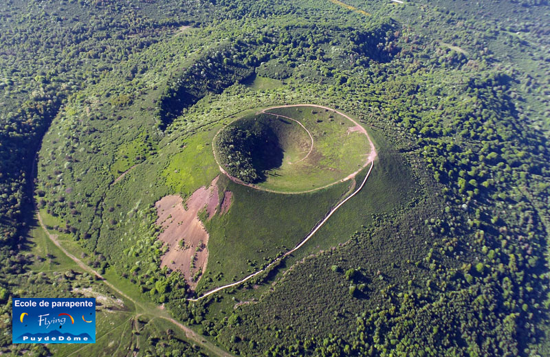 puy de pariou flying puy de dome