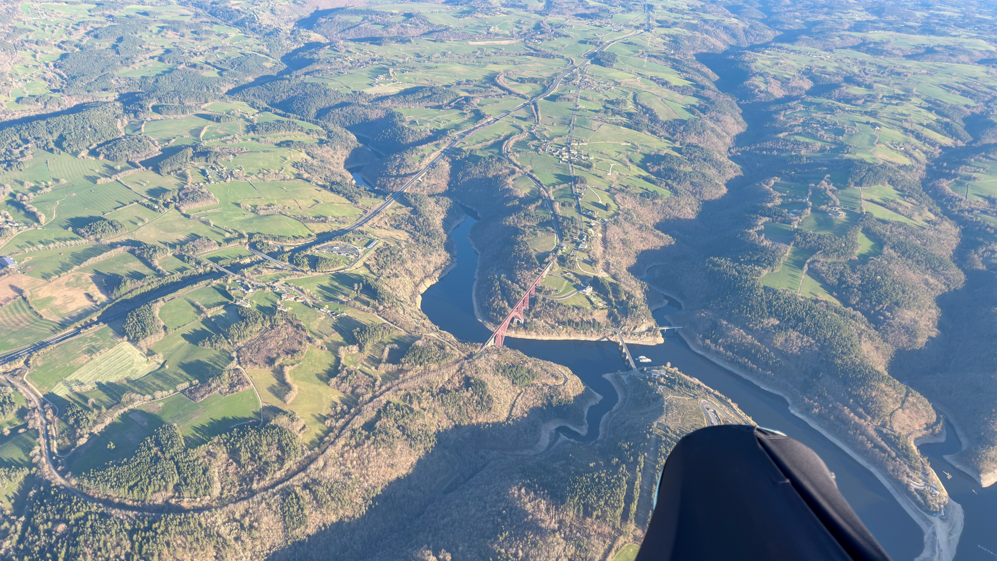 Cross Parapente Flying Puy De Dome 10