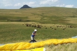 Flying Puy De Dome Ecole De Parapente Nature Sancy Eleve Stage